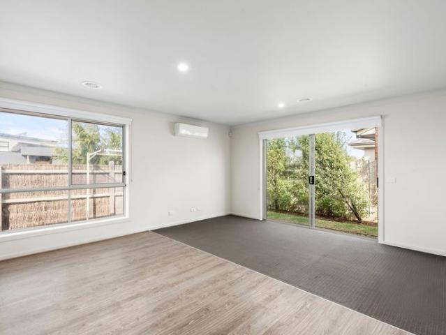 Comfort in the Heart of Armstrong Creek