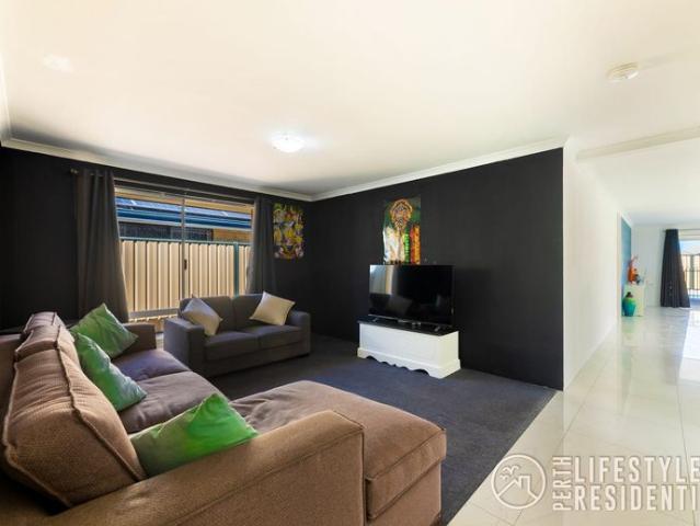 COMFORT & LIFESTYLE LIVING