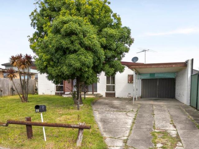 Comfort, Potential & Convenience Close to Upfield Station