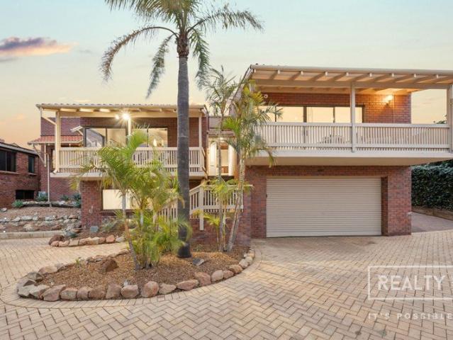 Comfort & Sophistication with City Views