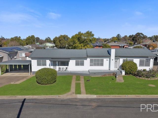 Comfort, Space & Opportunity in a Convenient Location