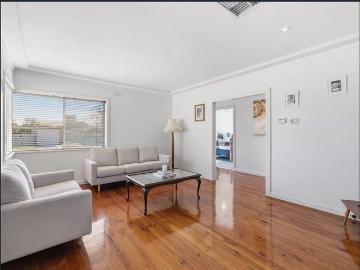 Comfort, Space and Convenience in a Well Located Wangaratta Home