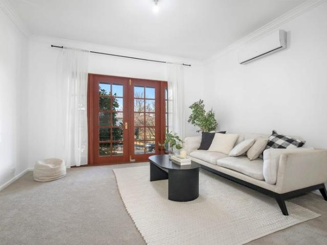 Comfort, Space and Everyday Convenience in Central Location