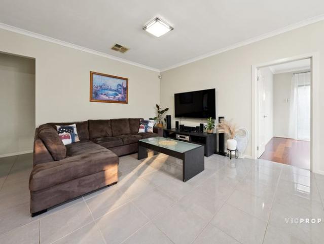 Comfort, Space and Family Living in a Great Wollert Location