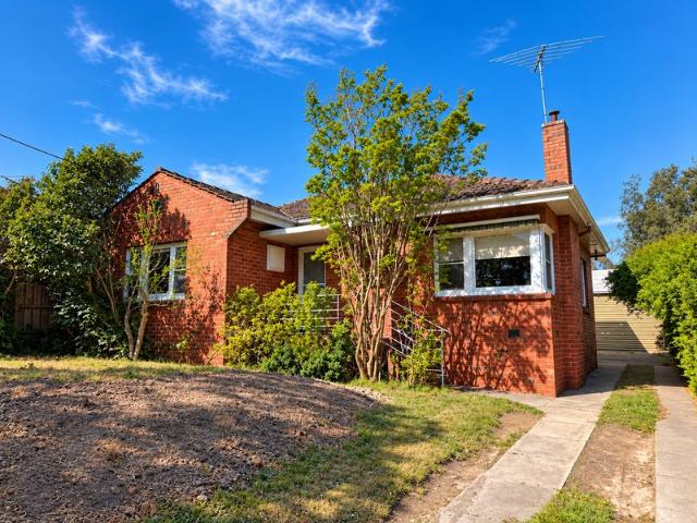 Comfort, Space & Convenience in Central Ashburton!