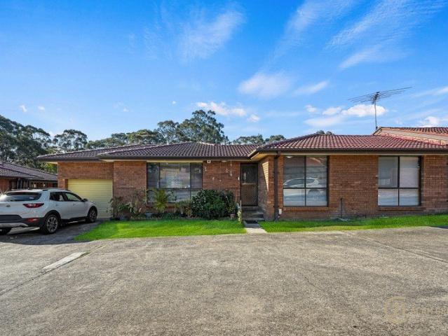 Comfort, Space & Effortless Family Living in a Quiet Macquarie Fields Setting
