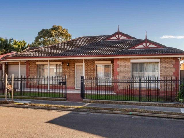 Comfort, Space & Lifestyle in Sought After West Richmond
