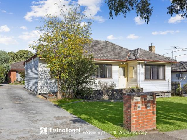 Comfort, Space & Potential in a Prime Wantirna South Setting