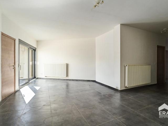 Comfortabel appartement met terras en staanplaats