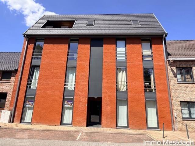 Comfortabel & energiezuinig 2 slaapkamer appartement in cent