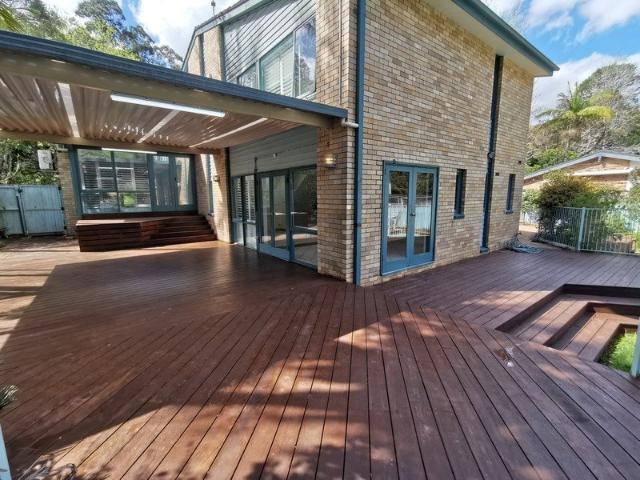 Comfortable 4 Bedroom House Closed to St Ives North Public School