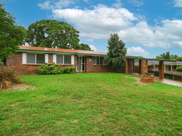 Comfortable 4 Bedroom Home with Plenty of Space