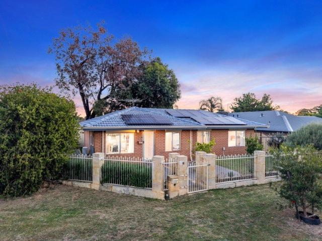 Comfortable 4x1 Family Home with Solar, Workshop & Spacious Patio!
