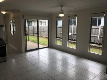 Comfortable 1 Bedroom Unit in Convenient Collingwood Park Location