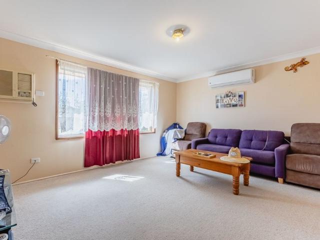 Comfortable 2 Bedroom Duplex for Easy Living