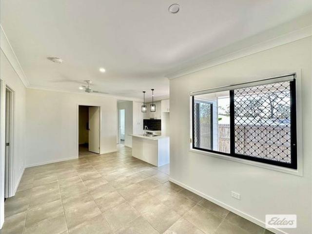 Comfortable 2 Bedroom Duplex in Cornubia !