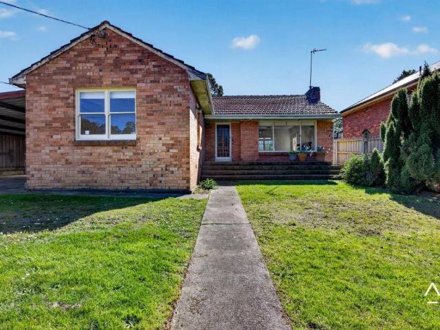 Comfortable 2 bedroom home in a Convenient Trevallyn Location