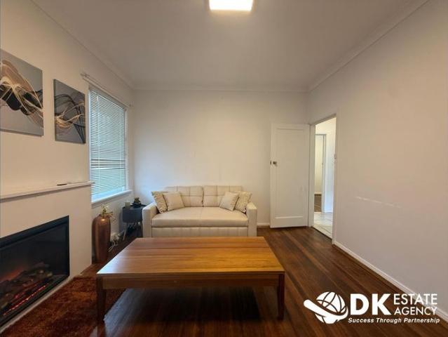 Comfortable 2 Bedroom Home in Convenient Braybrook Location