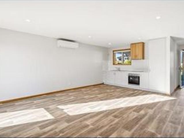 Comfortable 2 Bedroom Home in Herdsmans Cove