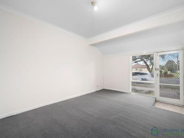 Comfortable 2 Bedroom Living in Convenient Silverwater