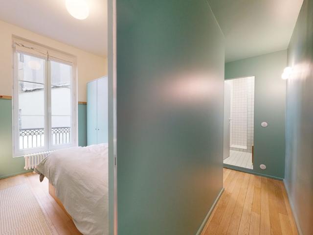 Comfortable 2 Bedroom private apartment w/ shared co working space, gym and courtyard, Paris Amsterdam Apartments for Rent