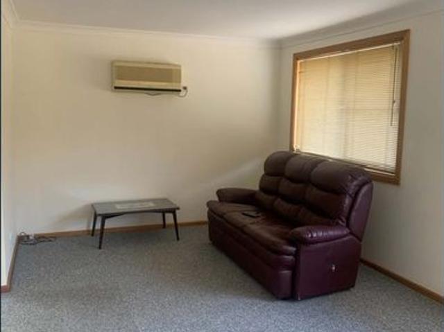 Comfortable 2 Bedroom Unit