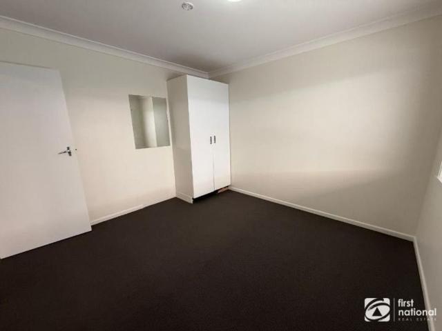 Comfortable 2 bedroom unit in a convenient location