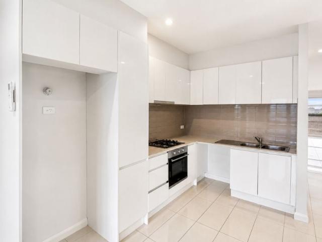 Comfortable 2 Bedroom Unit in a Convenient Location