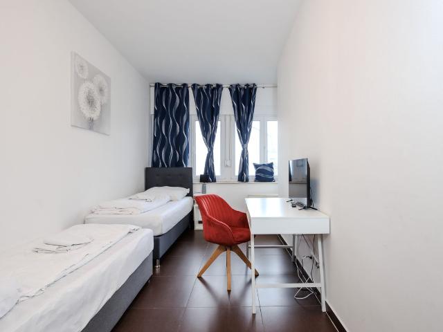 Comfortable 2 room holiday apartment with a separate entrance and high speed Wi Fi Paderborn Amsterdam Apartments for Rent