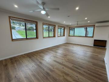 Comfortable 3 Bedroom Brick Home with Air Conditioning & Garage