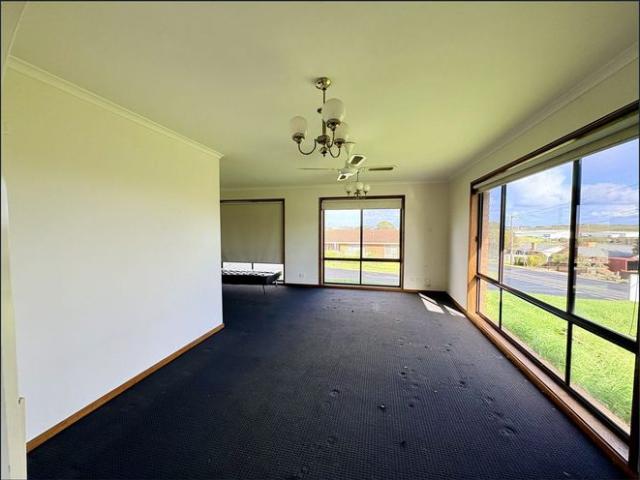 Comfortable 3 Bedroom Family Home