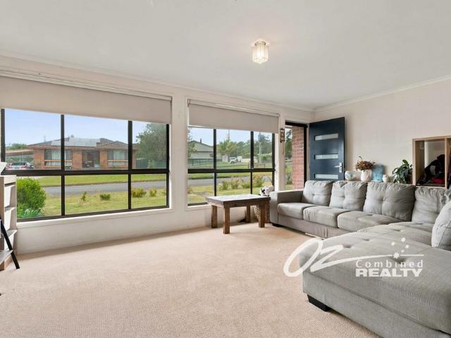 Comfortable 3 Bedroom Family Home in a Convenient Location