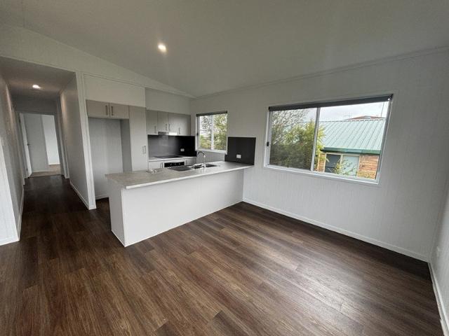 Comfortable 3 Bedroom Home with Air Conditioned Living