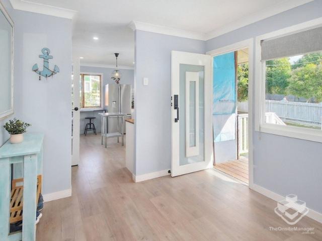 Comfortable 3 Bedroom Home with Pool & Spacious Outdoor Entertaining