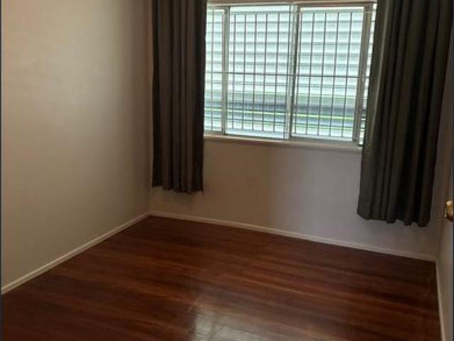 Comfortable 3 Bedroom Home Close to Everything