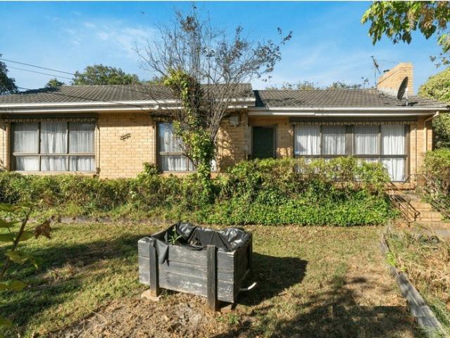 Comfortable 3 Bedroom Home in the Heart of Heathmont