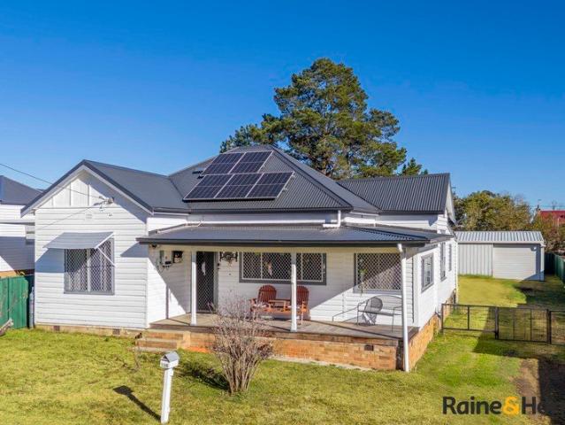 Comfortable 3 Bedroom Home in a Convenient Location