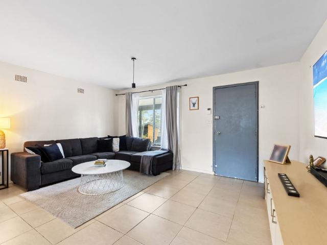 Comfortable 3 Bedroom Home in Convenient Location