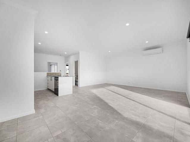 Comfortable 3 Bedroom Living in a Quiet Sunbury Mews
