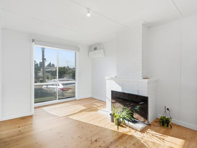 Comfortable 3 Bedroom Property in Norlane