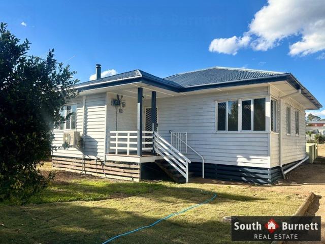 Comfortable 3 Bedroom Rental with Double Garage in the Heart of Kingaroy