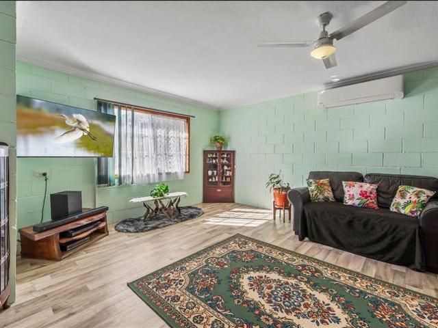 Comfortable 3 Bedroom Rental with Double Garage in Kingaroy