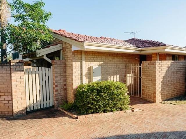 Comfortable 3 Bedroom Unit in a Convenient Location
