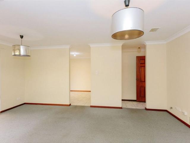 Comfortable 3 Bedroom Unit in a Convenient Location