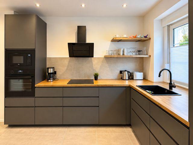 Comfortable 3 room apartment in Potsdam near the main train station, Potsdam Amsterdam Apartments for Rent