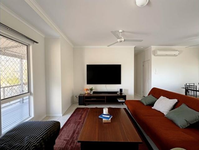 Comfortable 3x2 Bedroom Home in Cable Beach