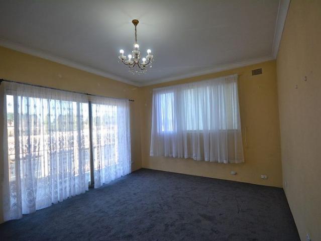 Comfortable Three Bedroom Apartment