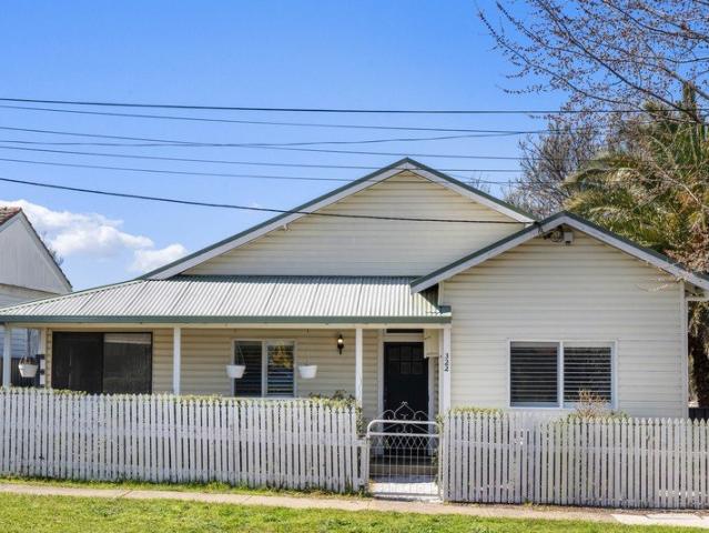Comfortable Three Bedroom Home Close to Town