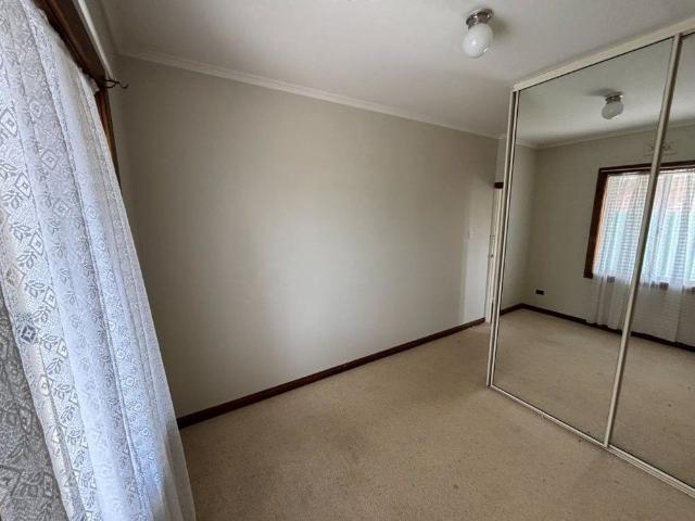 Comfortable Three Bedroom Home close to the beach