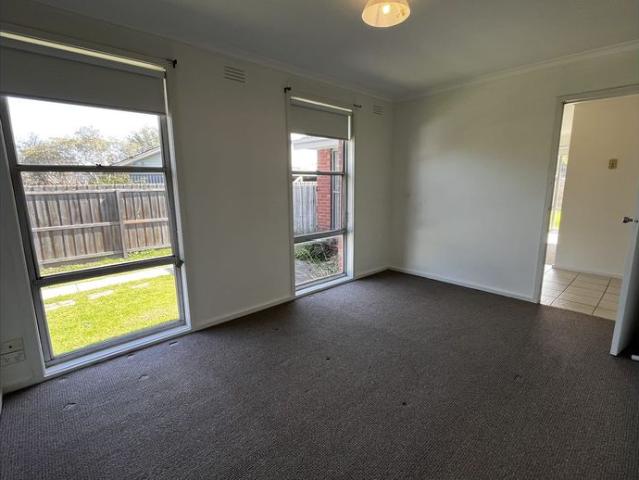 Comfortable three bedroom home in convenient Corio location